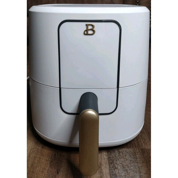 Beautiful 3 Qt Air Fryer Touchscreen - White Icing 19303 - Picture 2 of 5